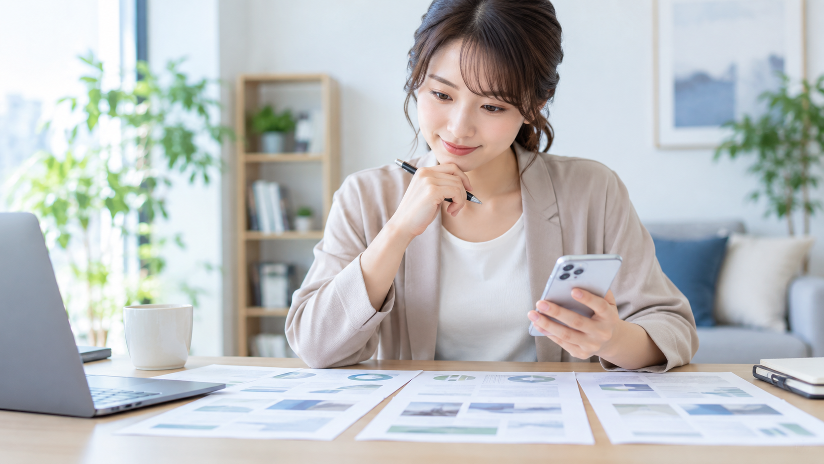 求職者は複数の求人の給与を必ず見比べる。金額が分からない求人は、比較の土俵に乗れない